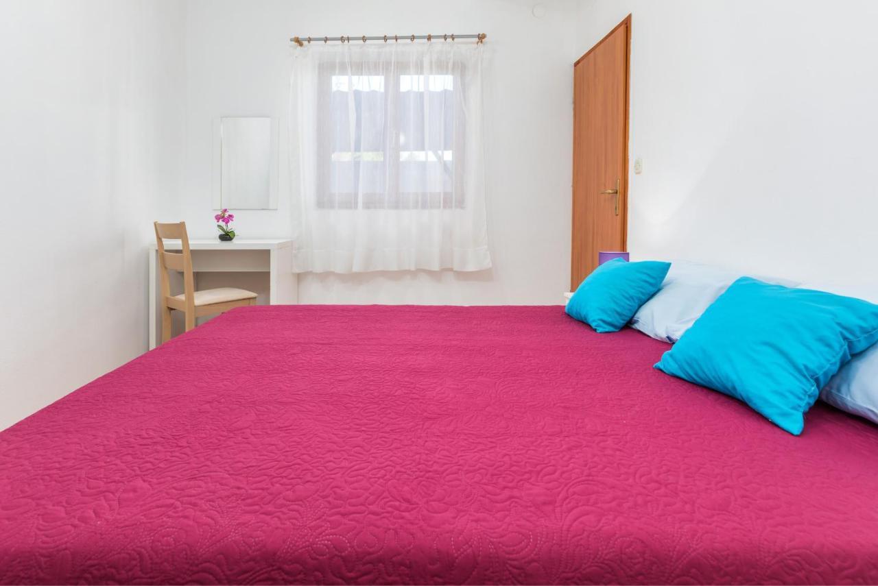 Center Of Fazana Apartments Katarina מראה חיצוני תמונה