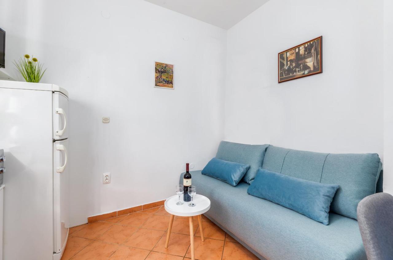 Center Of Fazana Apartments Katarina מראה חיצוני תמונה