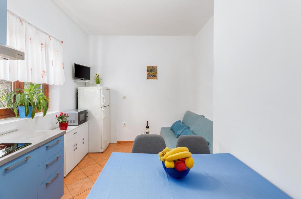 Center Of Fazana Apartments Katarina מראה חיצוני תמונה